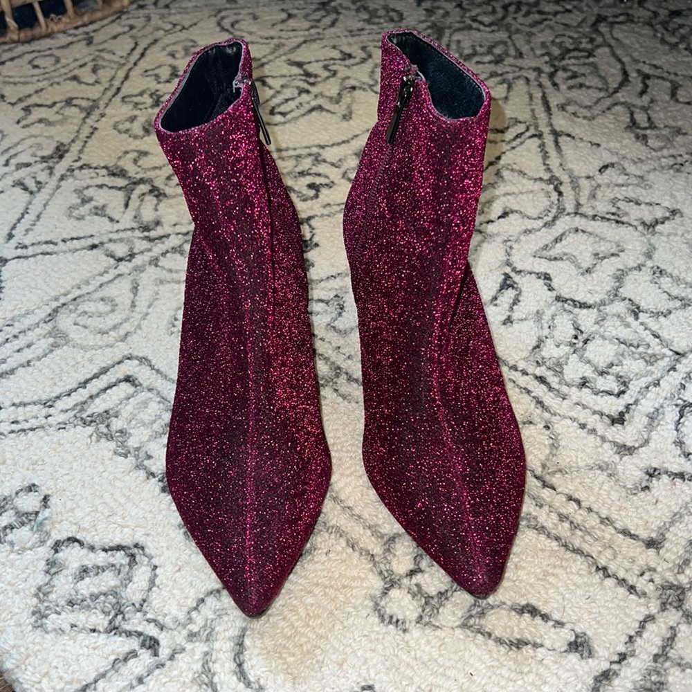 **LOWEST PRICE-BUNDLE!!** Sparkle holiday booties